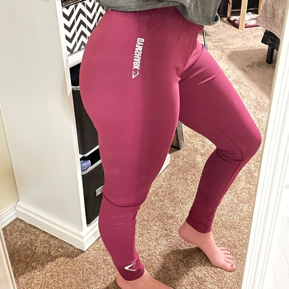 Gymshark Pants - Gymshark Cranberry Leggings